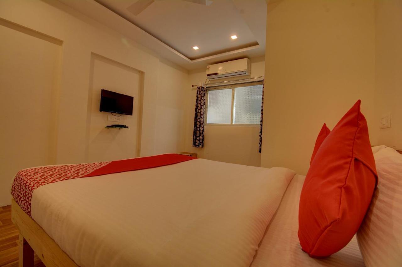 โอโย 47178 ปักโก อินน์ Hotel ปูเน่ ภายนอก รูปภาพ