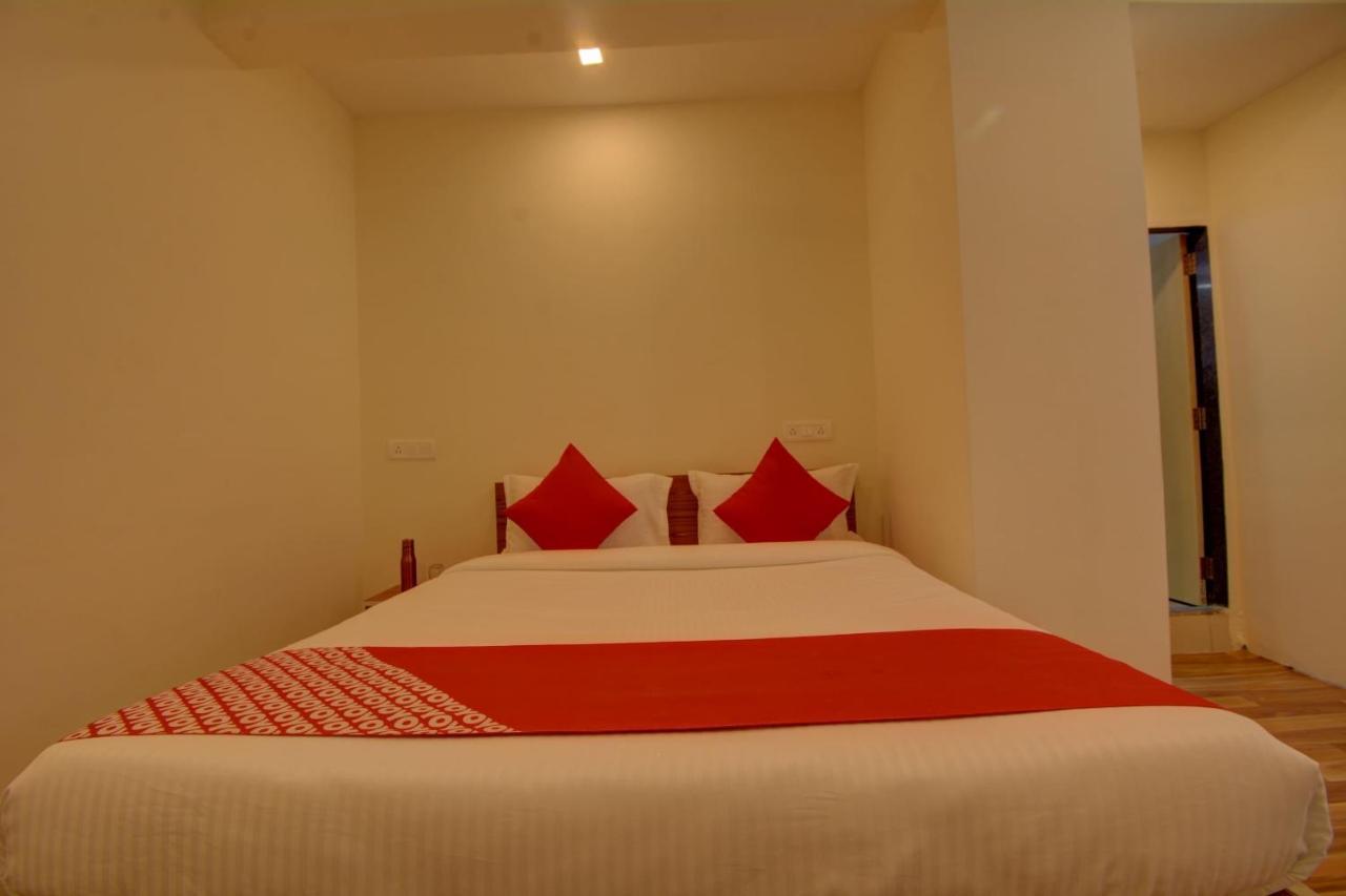 โอโย 47178 ปักโก อินน์ Hotel ปูเน่ ภายนอก รูปภาพ